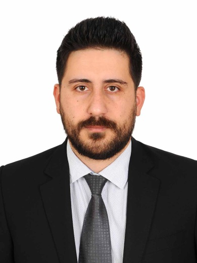 Portrait d’Ahmet Tahir Hatipoglu, ingénieur.